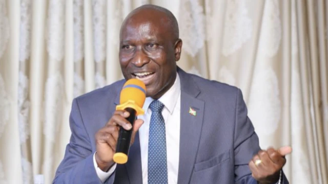 Umushikiranganji w'intwaro yohagati mu Burundi Gervais Ndirakobuca