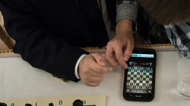 સ્માર્ટફોનનો ઉપયોગ