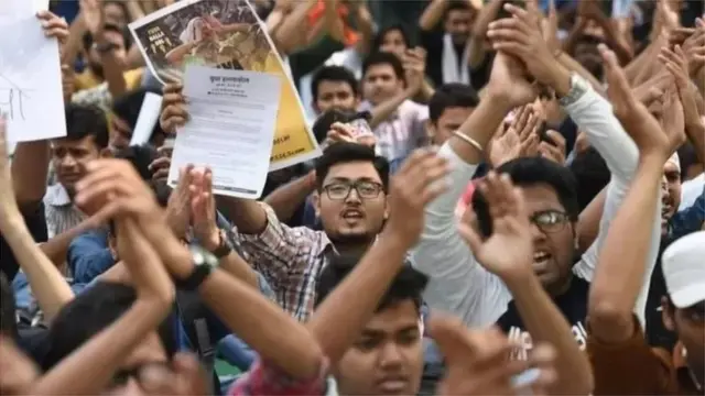 પ્રતીકાત્મક તસવીર