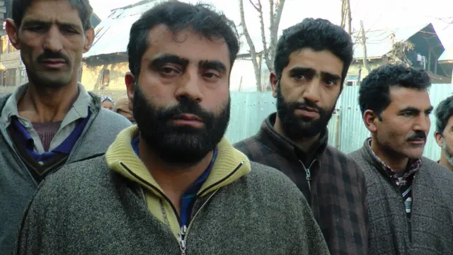 लोनउरा गांव का हाल