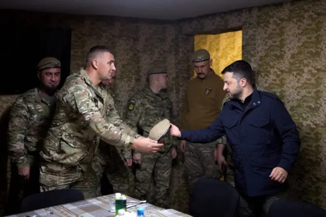 Зеленский и военные