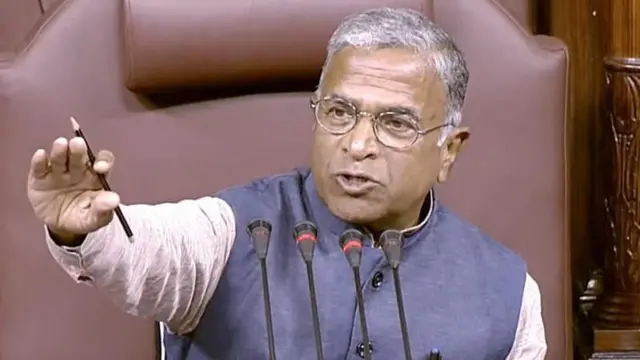 राज्यसभा के उप सभापति डॉ. हरिवंश 