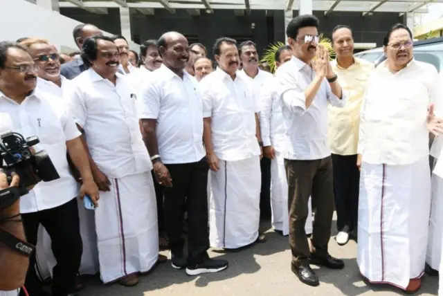 ஸ்டாலின் 