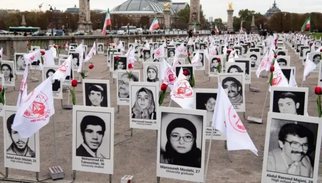Des militants de l'opposition iranienne ont commémoré les victimes d'exécutions à Paris en 2019