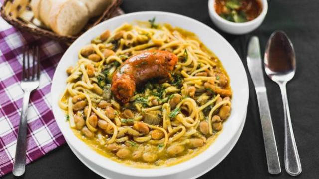 Ensopado com feijão