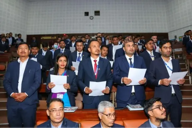 नयाँ निजामती कर्मचारीहरू