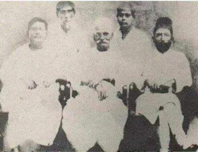 இந்து மகாசபை, ஹகீம் அஜ்மல் கான்