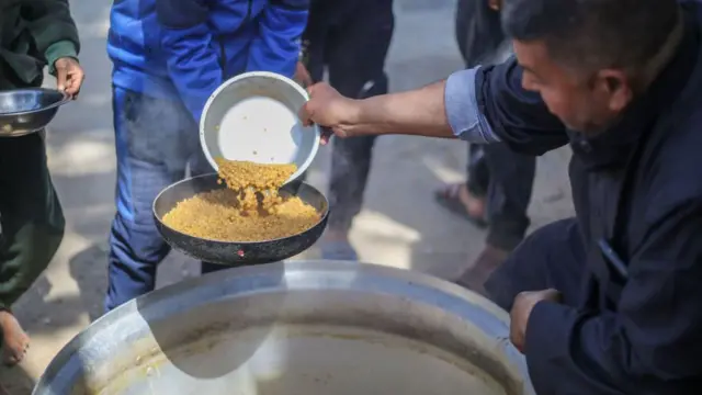 ग़ज़ा में भूखमरी के हालात