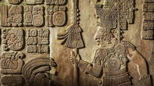 Hiéroglyphes des Mayas.