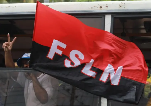 Bandera FSLN