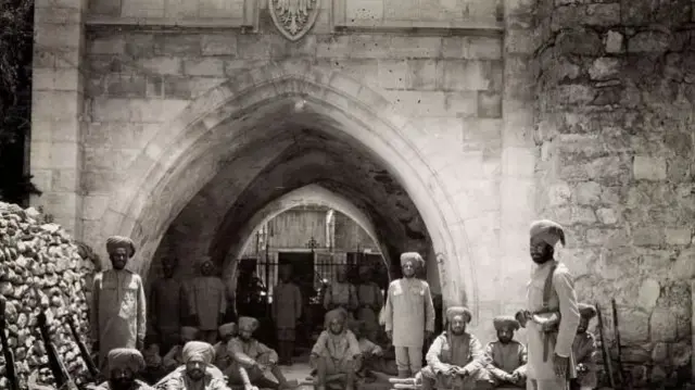 ஜெருசலேம் அல் அக்ஸா மசூதியை பாதுகாத்த இந்திய ராணுவ வீரர்கள்!