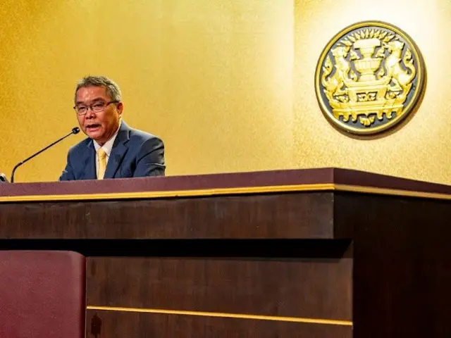 โฆษกรัฐบาลระบุ 2 หมายเหตุในการแก้ไขรัฐธรรมนูญคือ 1. ต้องมีความเป็นประชาธิปไตยมากขึ้น 2. ไม่แก้หมวดที่เกี่ยวข้องกับพระมหากษัตริย์