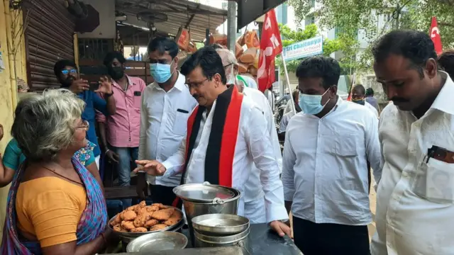திமுக வேட்பாளர்