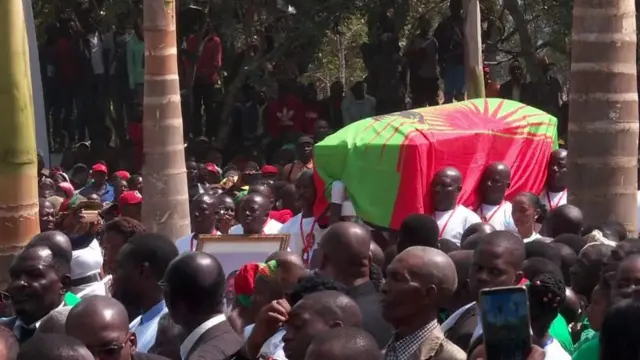 జోనాస్ సావింబి, అంగోలా