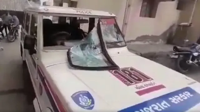 కారు, దళితుడి హత్య