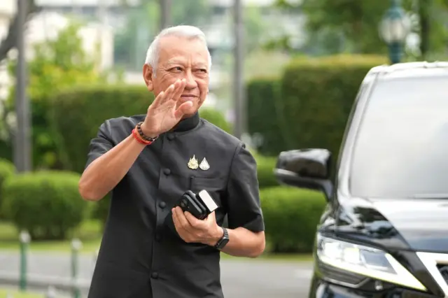 พิพัฒน์ รัชกิจประการ เคยยับยั้งใบลาออกของเลขานุการ รมว.คมนาคม แต่ลูกน้องยืนยันการตัดสินใจ