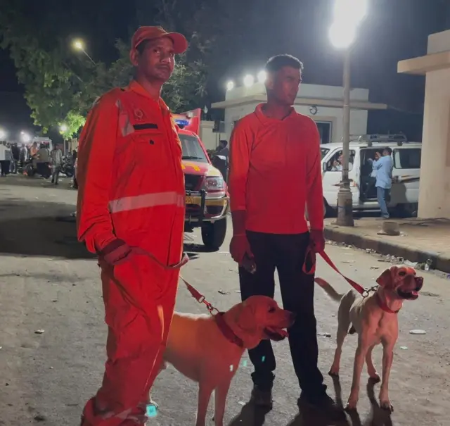 ఎయిర్ ఇండియా, గుజరాత్, ఎయిర్‌పోర్టు