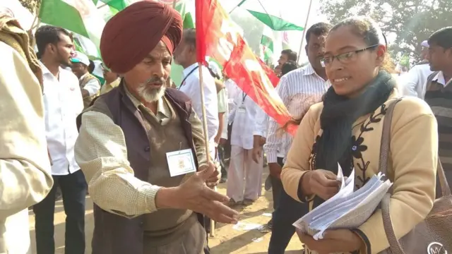 விவசாயிகளுக்கு ஆதரவு அளிக்க வந்திருக்கும் 21 வயதான பிரியங்கா