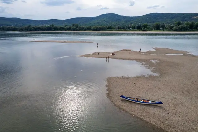 nizak vodostaj dunava u Mađarskoj, dunav, vodostaj dunava, nivo dunava
