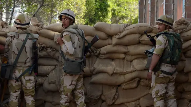 Dans son rapport de 60 pages, l'Ong livre les interviews très détaillés de 19 anciens détenus entre 2014 et 2016.