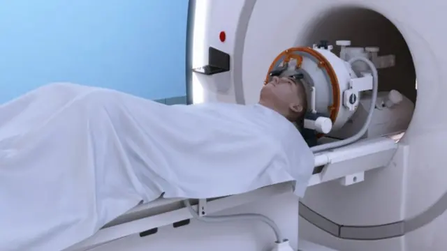 Máquina de ultrasonido