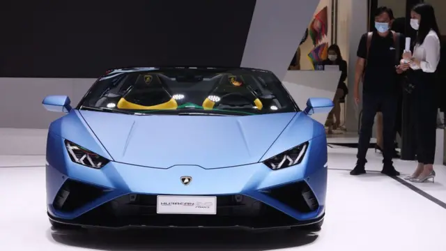رویترز می‌گوید سهام لامبورگینی قرار است به عنوان خودروسازی مستقل در بورس عرضه شود