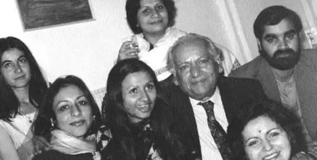 फ़ैज़ अहमद फ़ैज़ के साथ