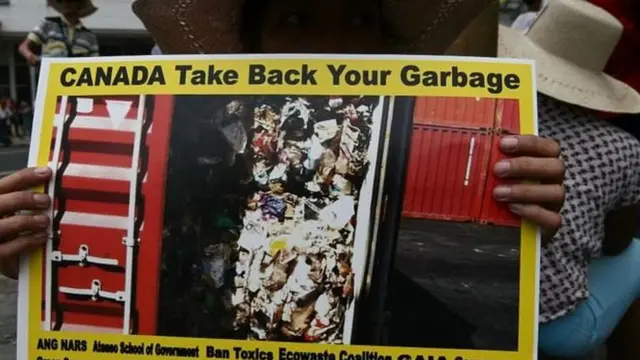 "Canada dib u cesho qashinkaaga"