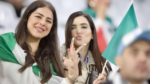 تماشاگران تیم ملی فوتبال ایران