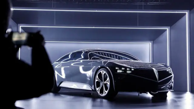 بیانکا در سال ۲۰۲۲ یک کانسپت به نام اپوس ۱ نمایش داد