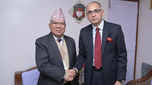 माधवकुमार नेपालका साथ भारतीय विदेशसचिव
