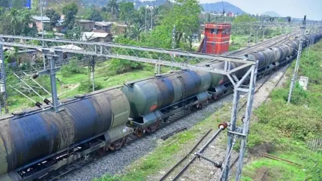 અમેરિકા, ભારત, ટેરિફ, રશિયા, ચીન, નિકી હેલી, ટ્રમ્પ, મોદી, બીબીસી ગુજરાતી ગુજરાતમાં સમાચાર, ન્યૂઝ અપડેટ, ગુજરાત, ઑઇલ, પેટ્રોલ, ડિઝલ ગૅસ