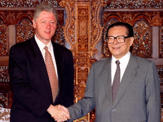U.S. President Bill Clinton with Chinese President Jiang Zemin