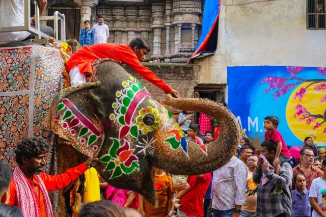 બીબીસી ગુજરાતી હાથી ગજરાત અમદાવાદ રથયાત્રા જગન્નાથ મંદિર