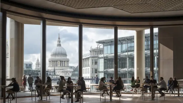 cafetería (Foto: James Newton/Bloomberg)