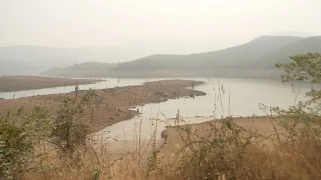 तिलारी धरण हा महाराष्ट्र आणि गोव्याचा संयुक्त प्रकल्प आहे.