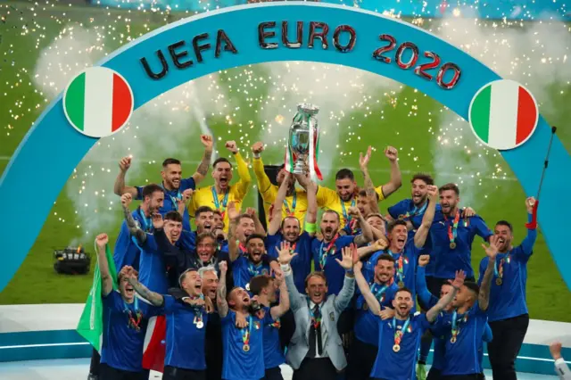 Команда Роберто Манчіні