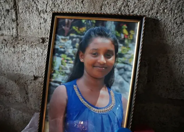 ස්නේහා තවත් සති කිහිපයකින් සිය 13 වන උපන් දිනය සැමරීමට සැලසුම් කරමින් සිටියාය.