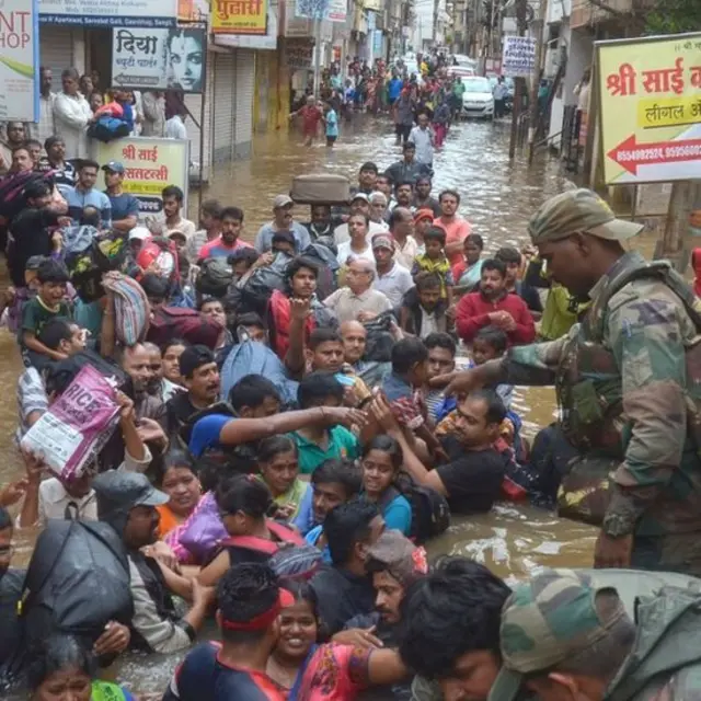 தத்தளிக்கும் மகாராஷ்டிரா