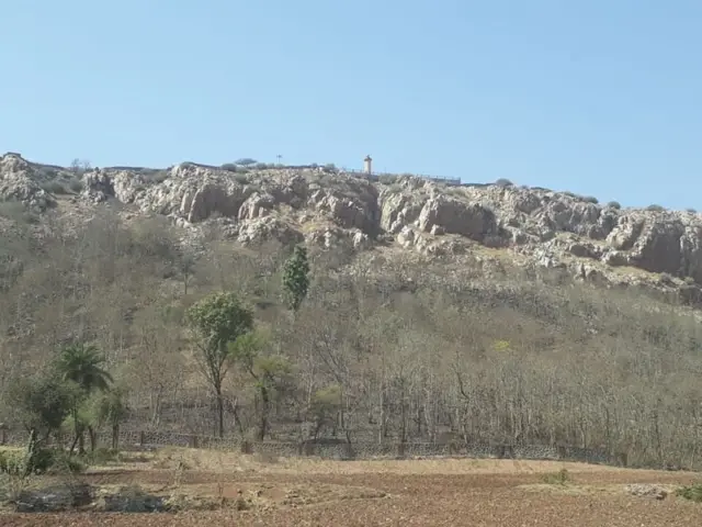 مان گڑھ پہاڑی