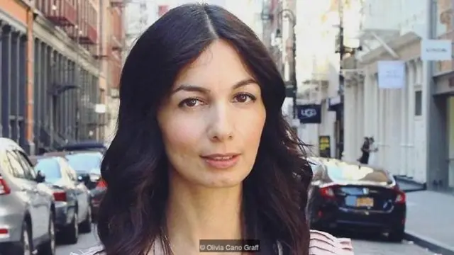 Dostim va men rus xotinimni sikamiz. Kim Ron bilan jinsiy aloqa qilish mumkin