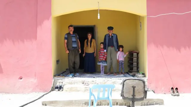 Bilmat köyü sakinleri