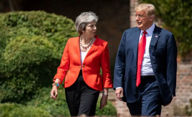 Trump y May en Londres.