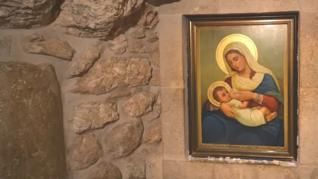 ብ ጥቃ እቲ ናይ ማርያም ስእሊ ከኣ ዜጋታት ዝተፈላለያ ሃገራት ብጸጥታ ተዓጂበን ኮፍ ኢለን ተዓዚበ