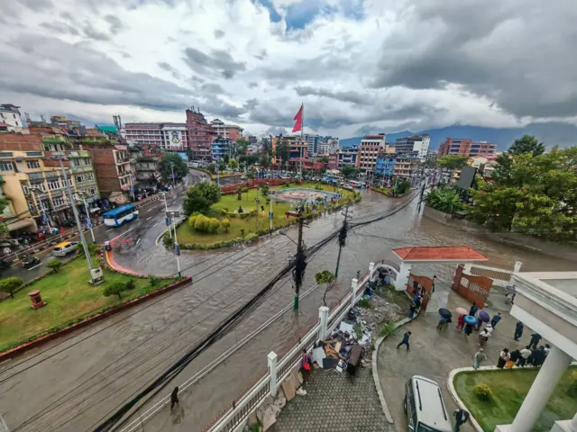 काठमाण्डूका कतिपय सडक बर्खामा जलमग्न हुने गरेका छन्