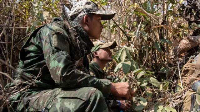 म्यांमार सैनिक