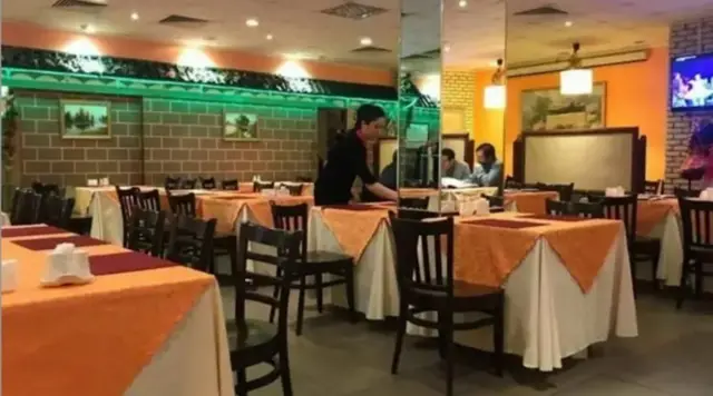 Namoota hoteela keessa jiran