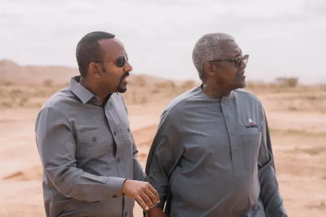 MM Abiy (bitaarraan) fi Aliikoo Daangootee (mirgaan) 