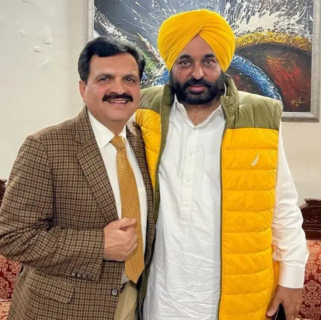 ਪੰਜਾਬ ਦੇ ਮੁੱਖ ਮੰਤਰੀ ਭਗਵੰਤ ਮਾਨ ਨਾਲ ਬਾਲ ਮੁਕੰਦ ਸ਼ਰਮਾ