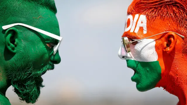 भारत र पाकिस्तानका समर्थक